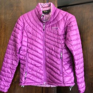 Mountain HardWear women’s down filled coat small winter
